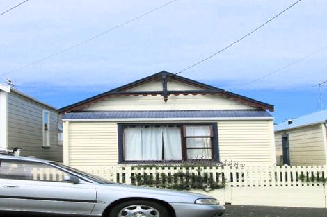 Photo of property in 12 Milton Street, Berhampore, Wellington, 6023
