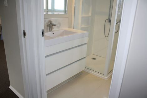 Photo of property in 27a Brecon Road, Stratford, 4332