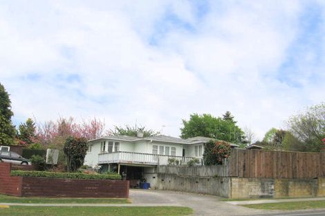 Photo of property in 77 Taharepa Road, Hilltop, Taupo, 3330