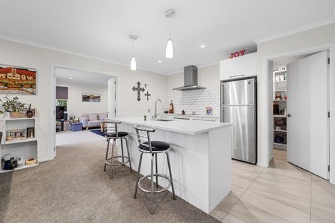 Photo of property in 8a No 2 Road, Te Puke, 3119