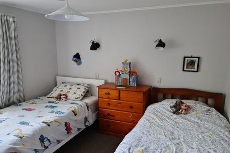 Photo of property in 65 Juniper Road, Sunnynook, Auckland, 0620