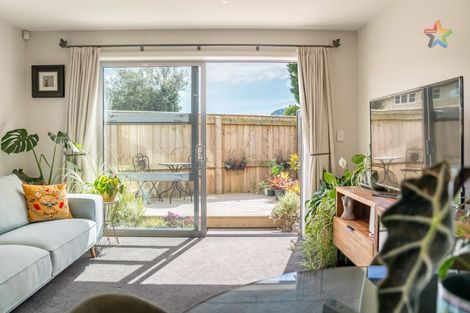 Photo of property in 35 Mcgrath Way, Taita, Lower Hutt, 5011
