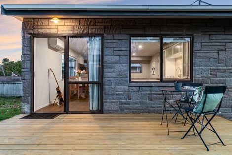 Photo of property in 4b Kimber Grove, Papamoa Beach, Papamoa, 3118