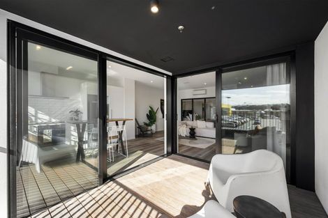 Photo of property in 206/2 Onepu Road, Kilbirnie, Wellington, 6022