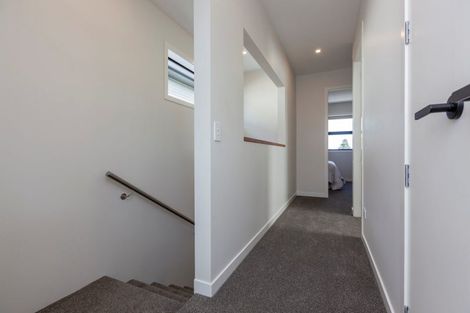 Photo of property in 77 Amohia Street, Paraparaumu, 5032