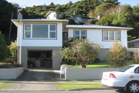 Photo of property in 63 Thomas Street, Stokes Valley, Lower Hutt, 5019