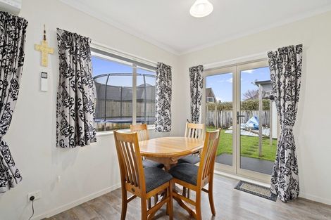 Photo of property in 10 Estate Grove, Inglewood, 4330