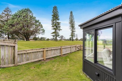 Photo of property in 100b Kiwi Road, Whangamata, 3620