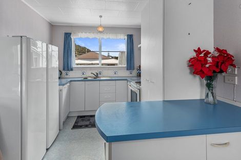 Photo of property in 1979 Ngunguru Road, Ngunguru, Whangarei, 0173