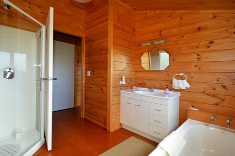 Photo of property in 30 Taipa Heights Drive, Taipa, 0420