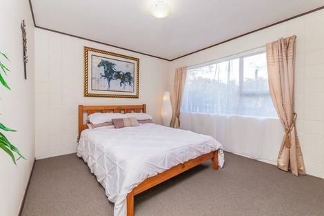 Photo of property in 1/29 Awaruku Road, Torbay, Auckland, 0630