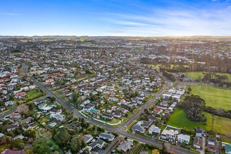 Photo of property in 279 Royal Road, Massey, Auckland, 0614