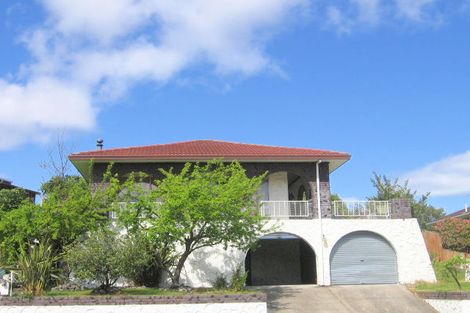 Photo of property in 28 Saint James Street, Richmond Heights, Taupo, 3330