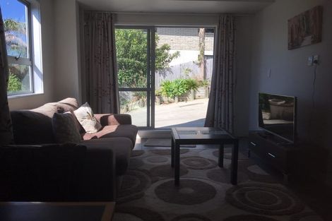 Photo of property in 152 Weatherly Road, Torbay, Auckland, 0630