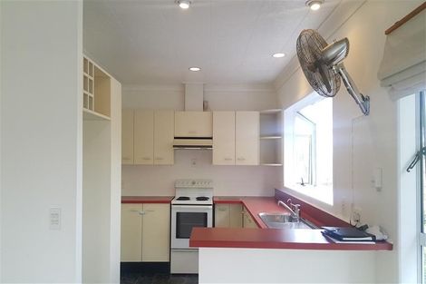 Photo of property in 1/25 Coronation Road, Hillcrest, Auckland, 0627