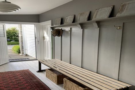 Photo of property in 81 Main Road, Redcliffs, Christchurch, 8081