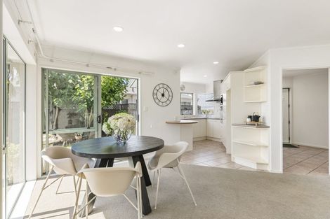 Photo of property in 2/67 Andrew Road, Howick, Auckland, 2010