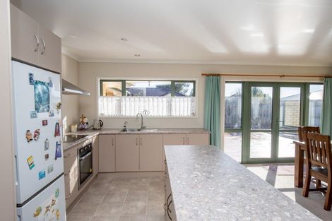 Photo of property in 55 Darlington Street, Ngatea, 3503