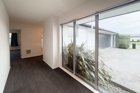 Photo of property in 20 Sequoia Way, Rangiora, 7400