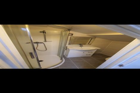 Photo of property in 137 Old North Road, Kumeu, 0892