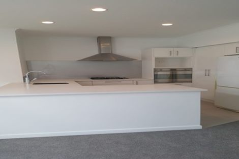 Photo of property in 42 Gunner Drive, Te Atatu Peninsula, Auckland, 0610