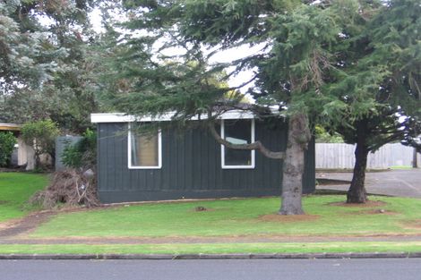 Photo of property in 3/5 Norman Spencer Drive, Papatoetoe, Auckland, 2104