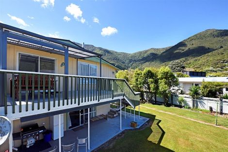 Photo of property in 5 The Parade, Okiwi Bay, French Pass, 7193