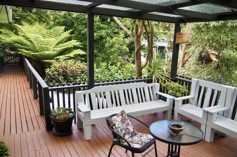 Photo of property in 9 Langley Place, Raglan, 3225