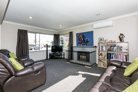 Photo of property in 82 Wycliffe Street, Onekawa, Napier, 4110