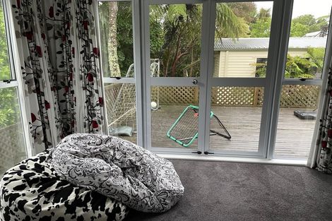 Photo of property in 3a Sydenham Street, Northland, Wellington, 6012