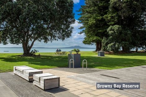 Photo of property in Ocean Breeze Apts, 4107/87 Clyde Road, Browns Bay, Auckland, 0630