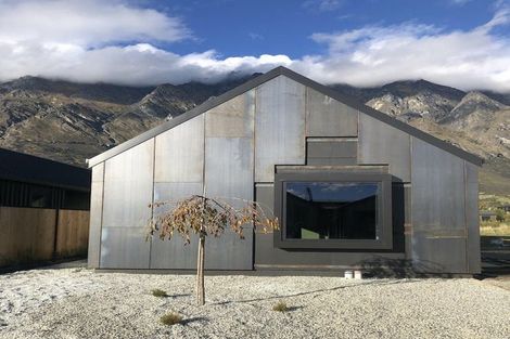 Photo of property in 69 Spur Ridge Rise, Jacks Point, 9371