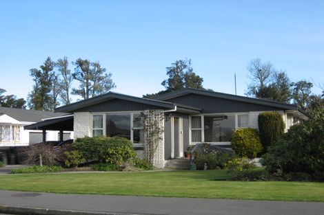 Photo of property in 56 Hillary Street, Winton, 9720