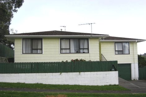 Photo of property in 60 Oranga Street, Westown, New Plymouth, 4310