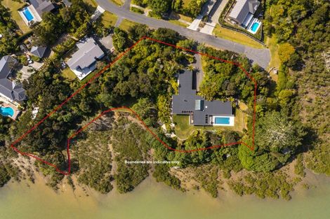 Photo of property in 20 Oscar Road, Greenhithe, Auckland, 0632