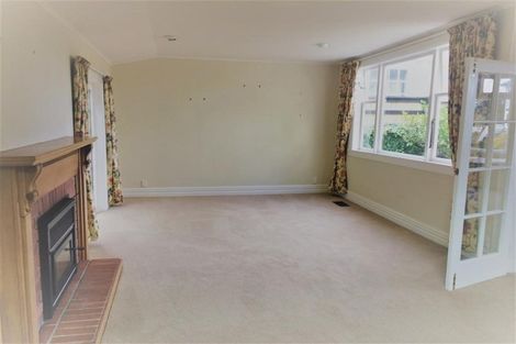 Photo of property in 6 Mahoe Street, Eastbourne, Lower Hutt, 5013