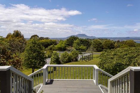 Photo of property in 22 Blue Ridge Drive, Acacia Bay, Taupo, 3385