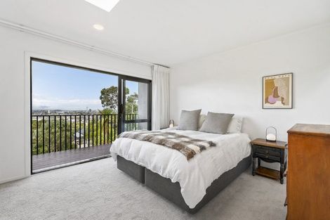 Photo of property in 2/86 Seaview Road, Castor Bay, Auckland, 0620