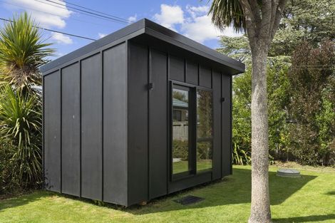 Photo of property in 109 Saint Johns Street, Woolston, Christchurch, 8062