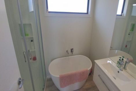 Photo of property in 18 Anchor Crescent, Papamoa, 3118