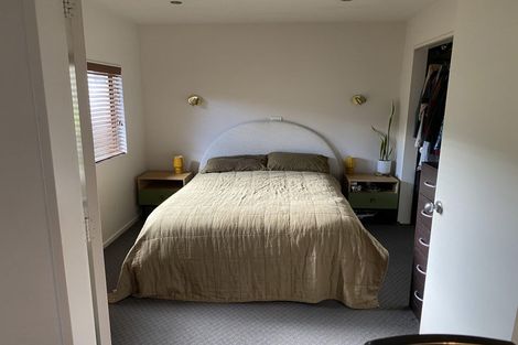 Photo of property in 5 Colorado Grove, Brooklyn, Wellington, 6021