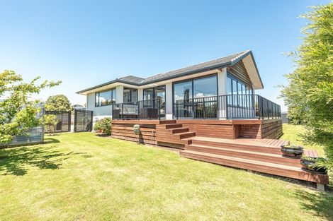 Photo of property in 12 Windsor Terrace, Durie Hill, Whanganui, 4500