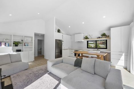 Photo of property in 36d Gaine Street, New Plymouth, 4310
