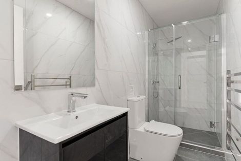 Photo of property in 2c Melleray Place, Randwick Park, Auckland, 2105