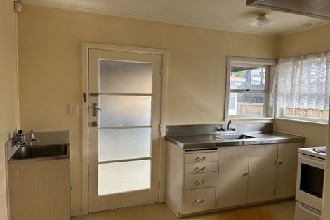 Photo of property in 1/16 Alexander Avenue, Papatoetoe, Auckland, 2025