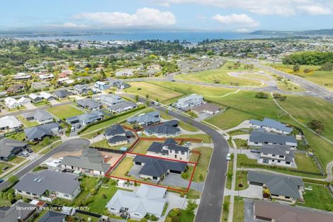 Photo of property in 21 Huka Heights Drive, Rangatira Park, Taupo, 3330