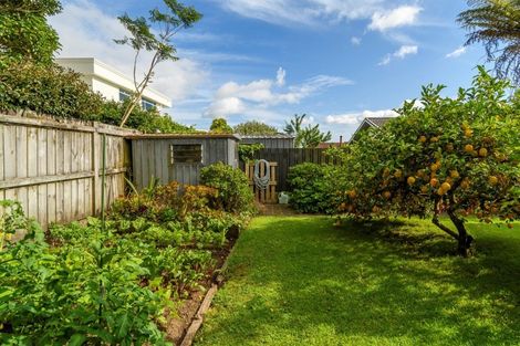 Photo of property in 17 Endeavour Avenue, Welcome Bay, Tauranga, 3112