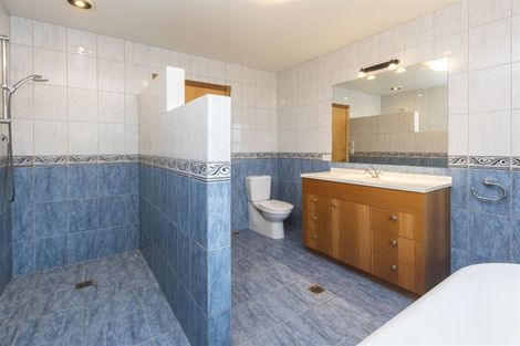 Photo of property in 12 Taunton Green, Papanui, Christchurch, 8052