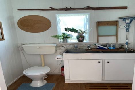 Photo of property in 237 Pahi Road, Pahi, Paparoa, 0571