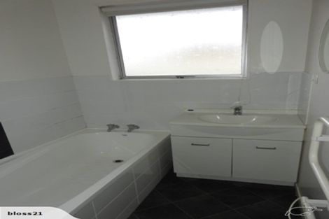 Photo of property in 4/24 Oxley Avenue, St Albans, Christchurch, 8014